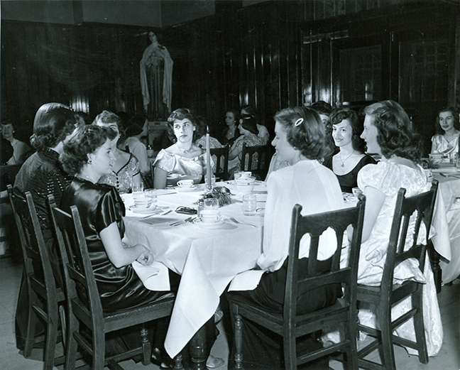 LeMans Dining Room from the 1940s or 50s.jpg